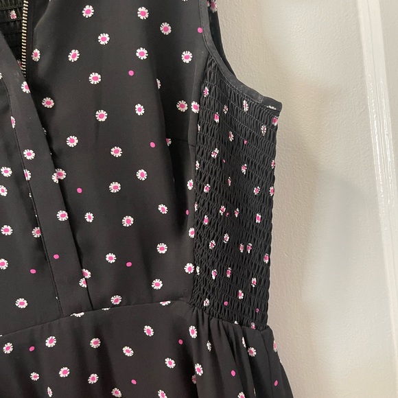 Kate Spade Floral Sleeveless Dress, Black with Pink tiny flowers | Size 2 - Picture 3 of 11